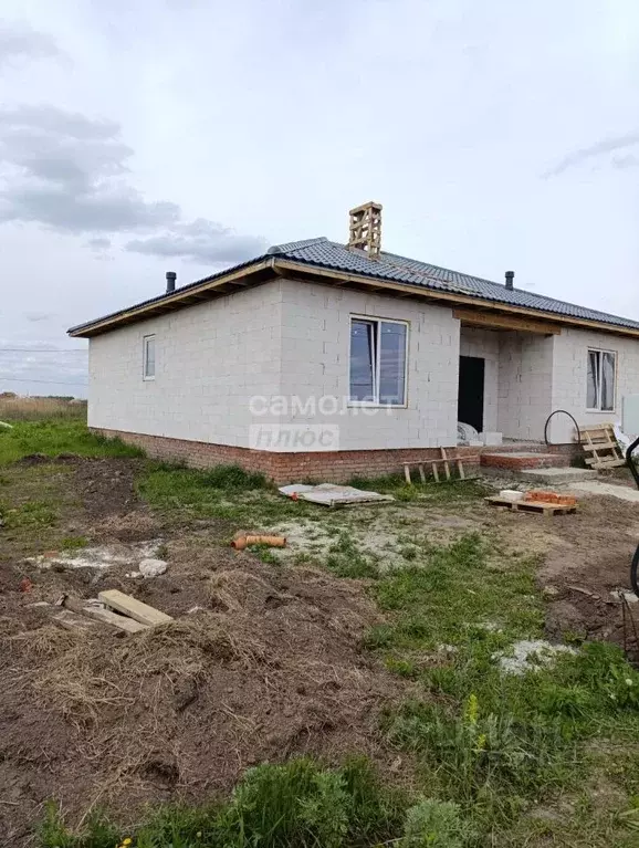 Дом в Курская область, Курский район, Моковский сельсовет, д. 1-я ... - Фото 1