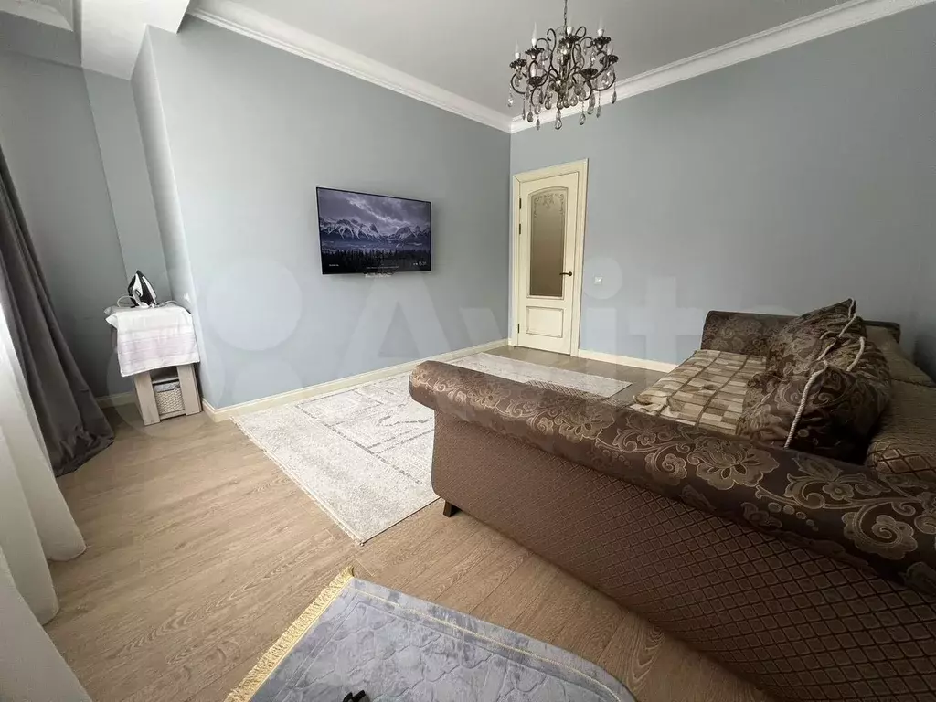 2-к. квартира, 75 м, 1/6 эт. - Фото 1