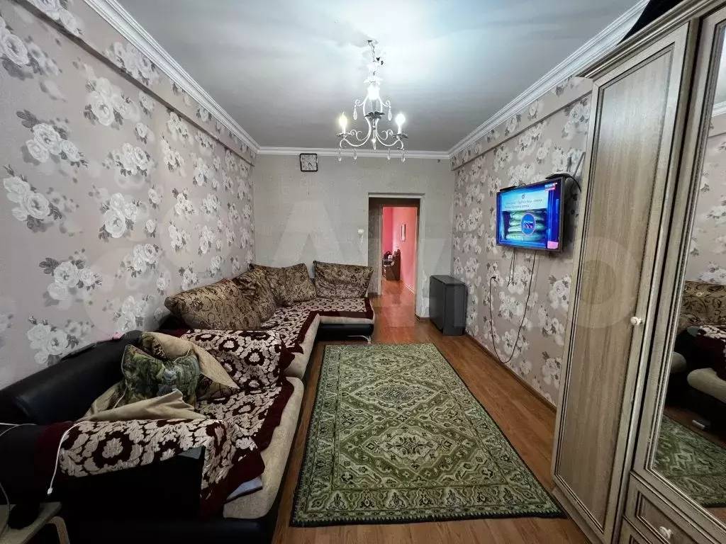 2-к. квартира, 55 м, 8/10 эт. - Фото 1