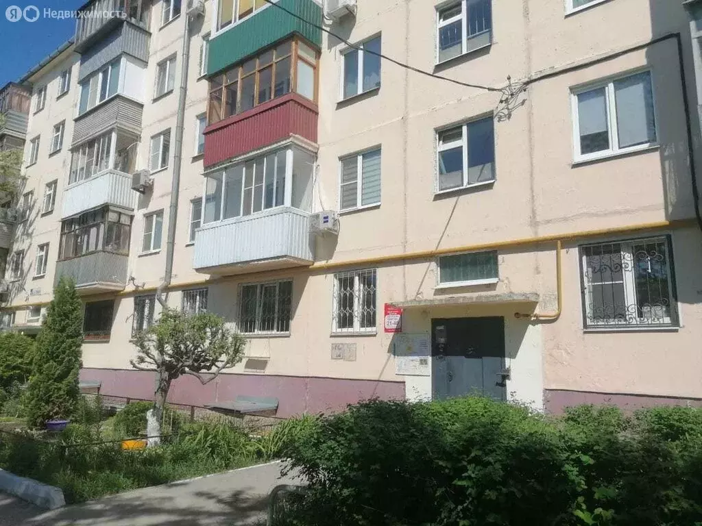3-комнатная квартира: Тольятти, улица Мира, 41 (58.9 м) - Фото 1