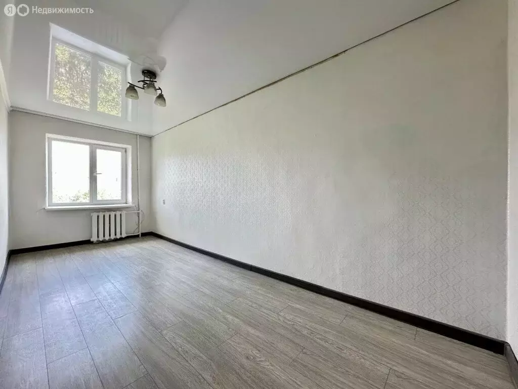 3-комнатная квартира: Нальчик, проспект Ленина, 45 (56 м) - Фото 1