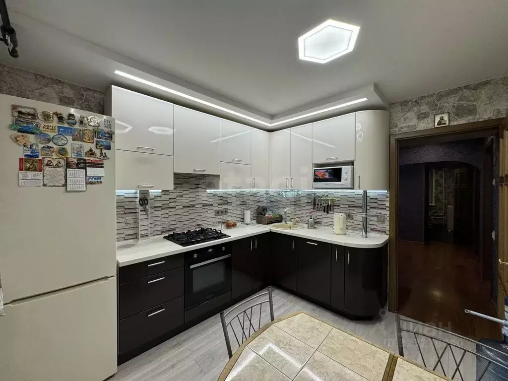 3-к кв. Коми, Сыктывкар Октябрьский просп., 194 (68.3 м) - Фото 2