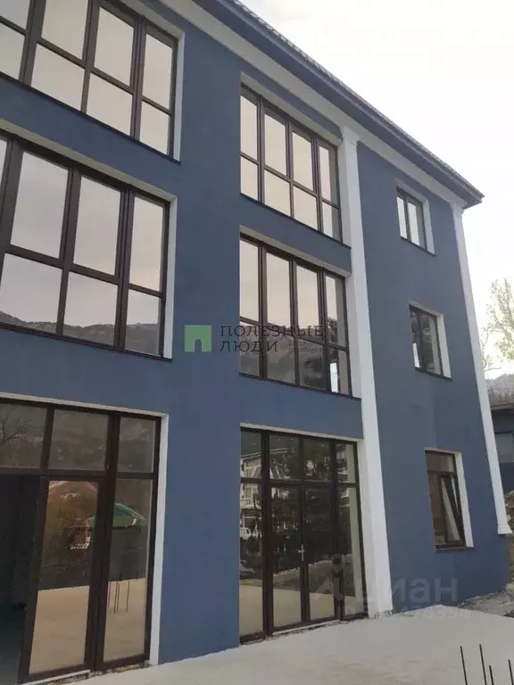 Дом в Крым, Ялта муниципальный округ, Виноградное пгт ул. Красина (460 ... - Фото 1