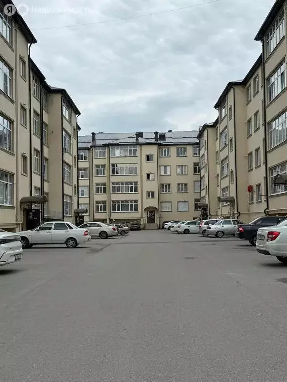 1-комнатная квартира: Нальчик, район Горная, Солнечная улица, 8к3 ... - Фото 0
