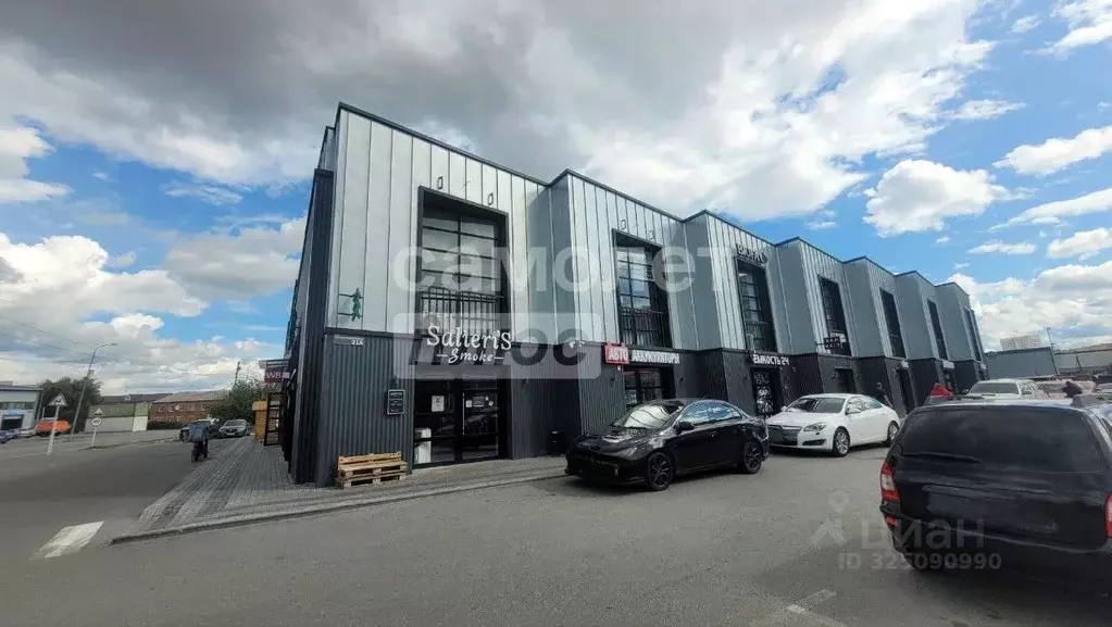 Помещение свободного назначения в Тюменская область, Тюмень ул. ... - Фото 1