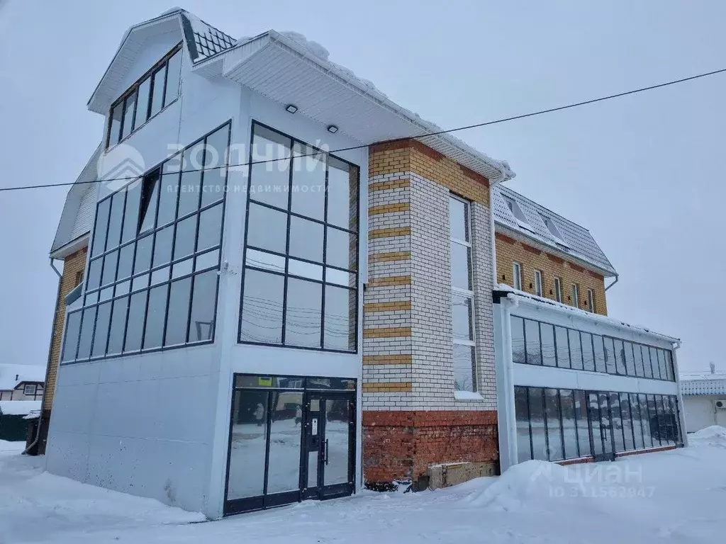 Помещение свободного назначения в Чувашия, Чебоксары ул. Айзмана, 47 ... - Фото 0