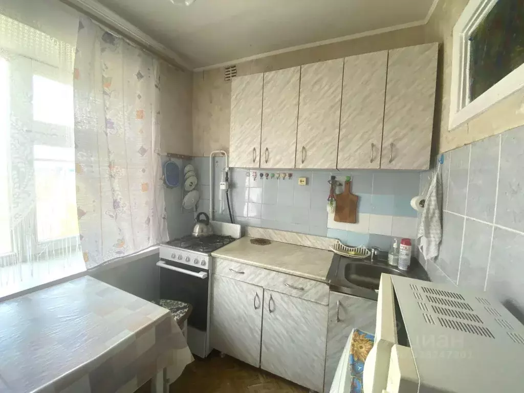 2-к кв. Омская область, Омск 16-й Военный городок, ул. Печникова, 389 ... - Фото 1