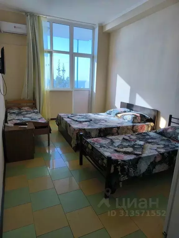 Комната Краснодарский край, Сочи Лазаревское жилрайон, ул. Суворова, 8 - Фото 1