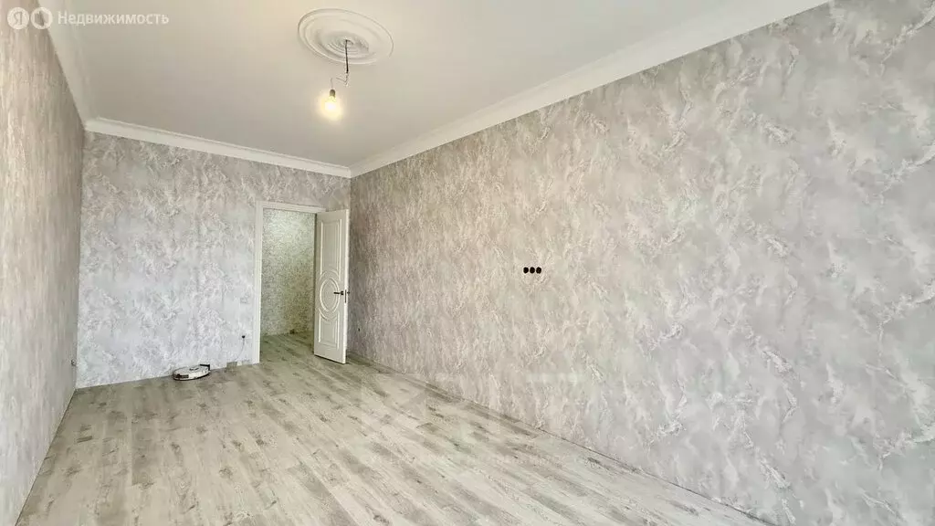 1-комнатная квартира: Махачкала, улица Каммаева, 51 (56 м) - Фото 2