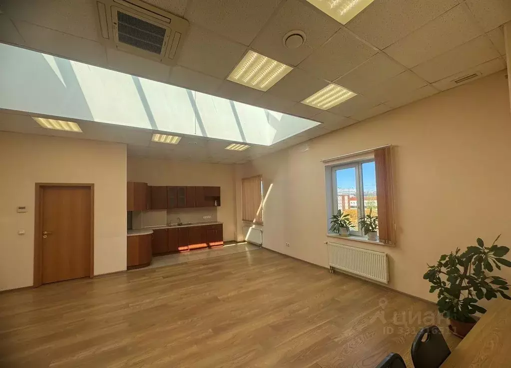 Офис в Санкт-Петербург 3-й Верхний пер., 1к3С (121 м) - Фото 1