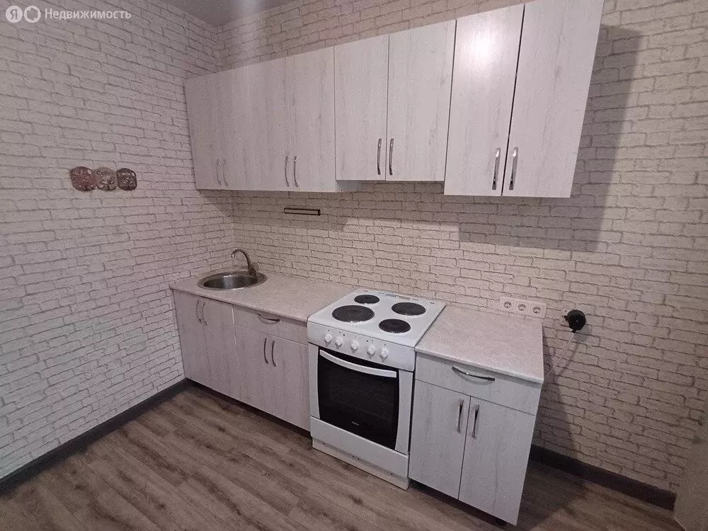 2-комнатная квартира: Красноярск, улица Калинина, 17 (54 м) - Фото 0