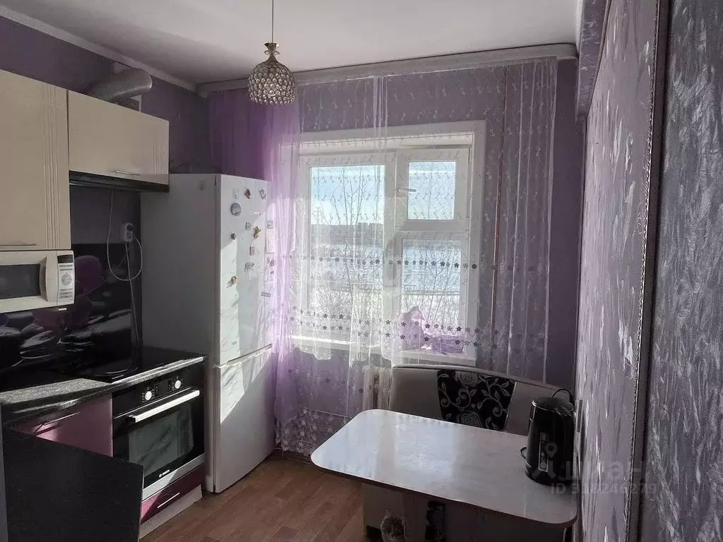1-к кв. Иркутская область, Иркутск Дальневосточная ул., 57 (30.4 м) - Фото 0
