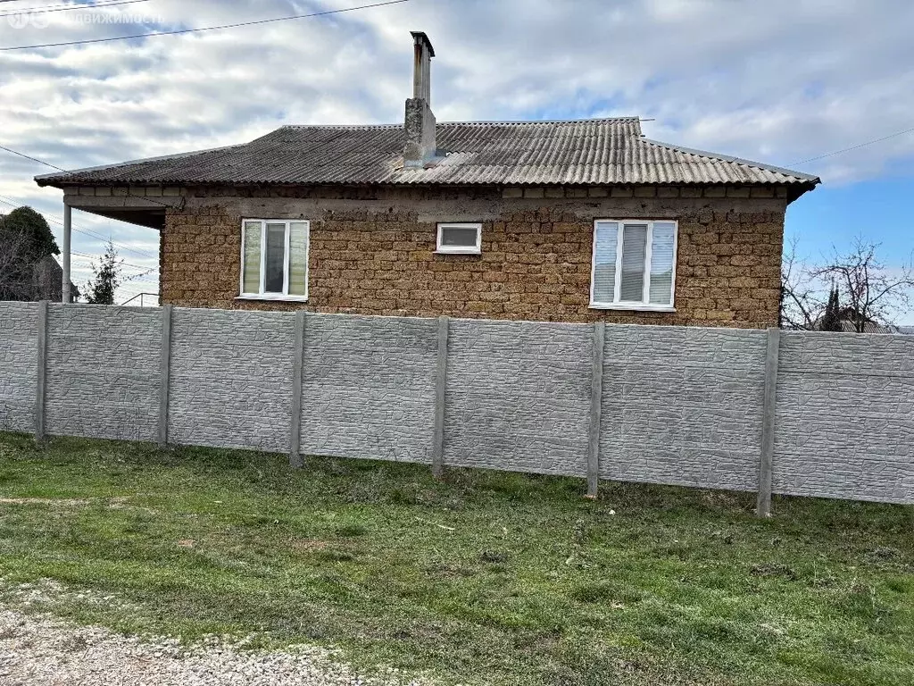 Дом в Бахчисарай, улица Моисеева, 17 (226.7 м) - Фото 2