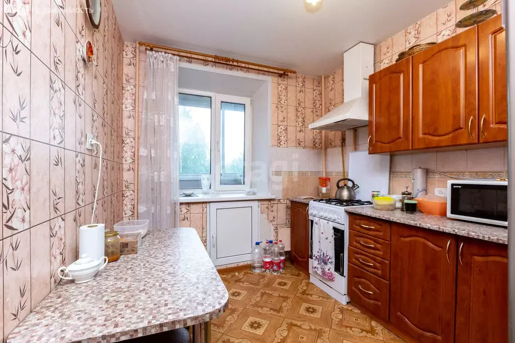 3-комнатная квартира: Екатеринбург, Александровская улица, 4 (58.8 м) - Фото 0