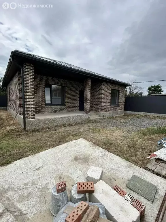 Дом в Батайск, улица 50 лет Октября, 195 (125 м) - Фото 1