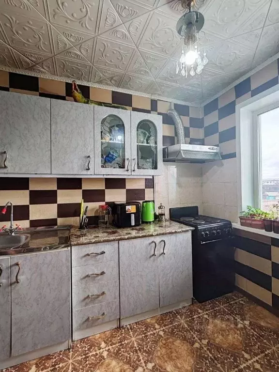 3-к кв. Иркутская область, Черемхово ул. Плеханова, 8 (62.8 м) - Фото 1