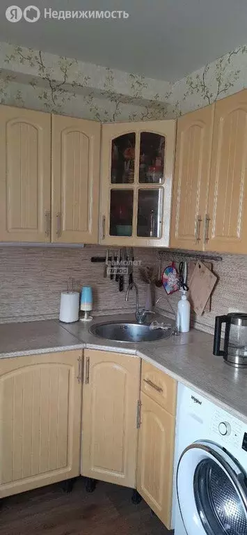 3-комнатная квартира: Ижевск, улица Холмогорова, 14 (54.2 м) - Фото 1