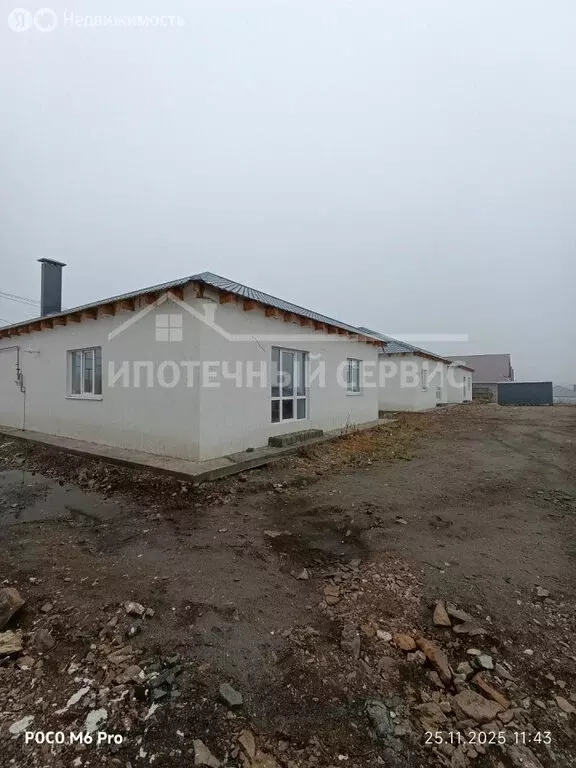 Дом в село Агаповка, Железнодорожная улица, 7 (100 м) - Фото 1
