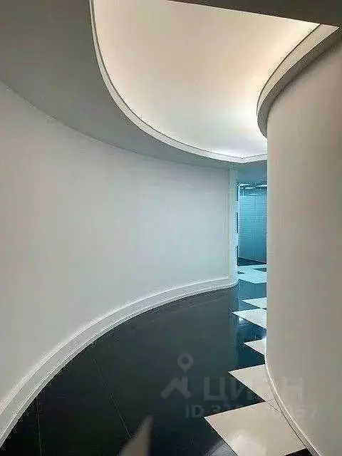 Офис в Москва ул. Усачева, 2С1 (575 м) - Фото 1