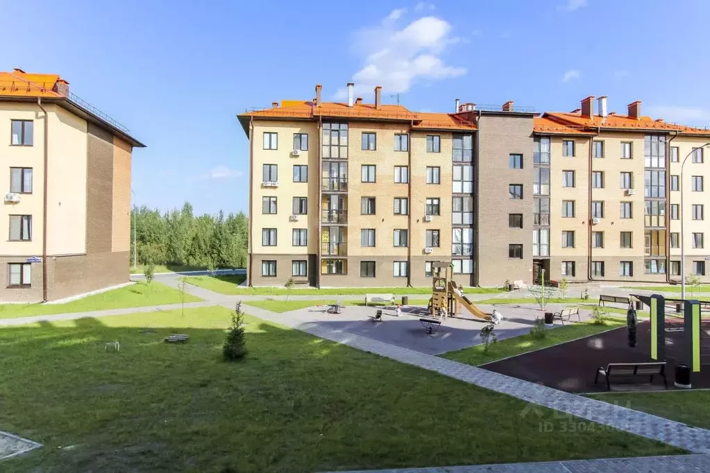 3-к кв. Тюменская область, Тюмень ул. Тимофея Чаркова, 69 (60.4 м) - Фото 1