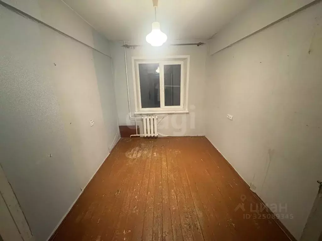 Комната Калужская область, Калуга Хрустальная ул., 35 (9.0 м) - Фото 0