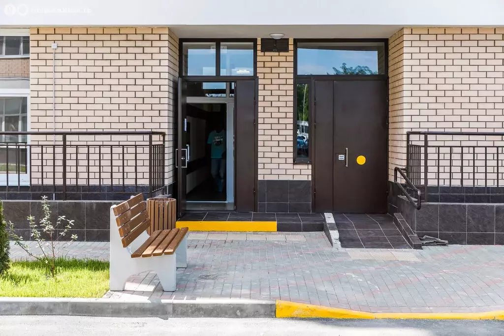 Квартира-студия: Краснодар, улица Западный Обход, 42к5 (28 м) - Фото 1