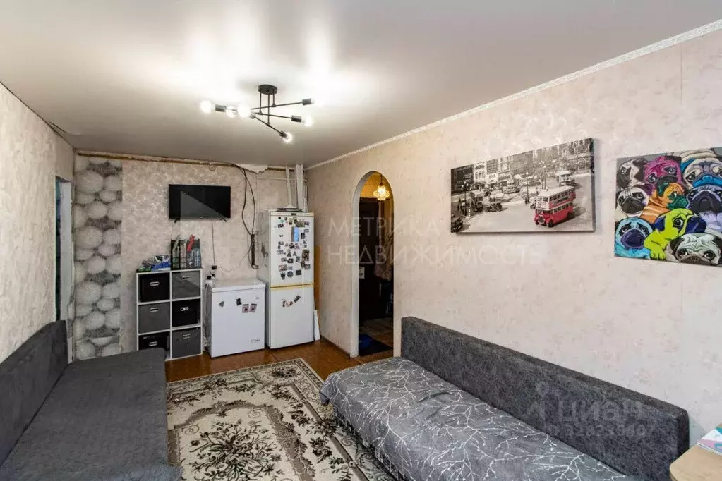 2-к кв. Тюменская область, Тюмень Тульская ул., 4 (41.5 м) - Фото 1