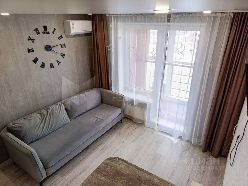 Студия Тюменская область, Тюмень ул. Тимофея Чаркова, 28 (20.8 м) - Фото 1