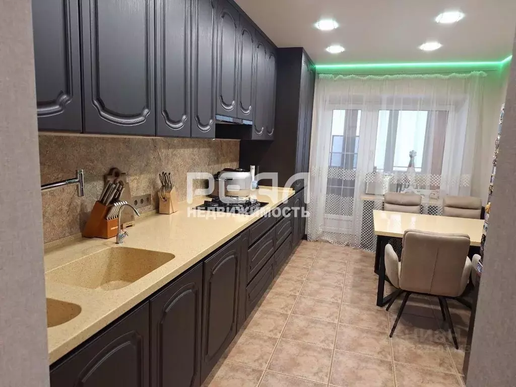 3-к кв. Ленинградская область, Гатчина ул. Генерала Кныша, 15 (118.5 ... - Фото 1