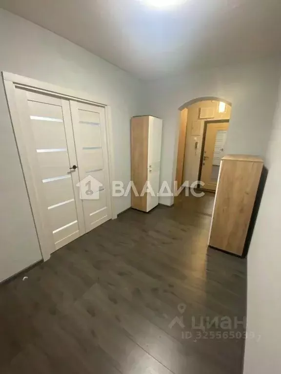 3-к кв. Москва просп. Защитников Москвы, 13 (81.1 м) - Фото 1