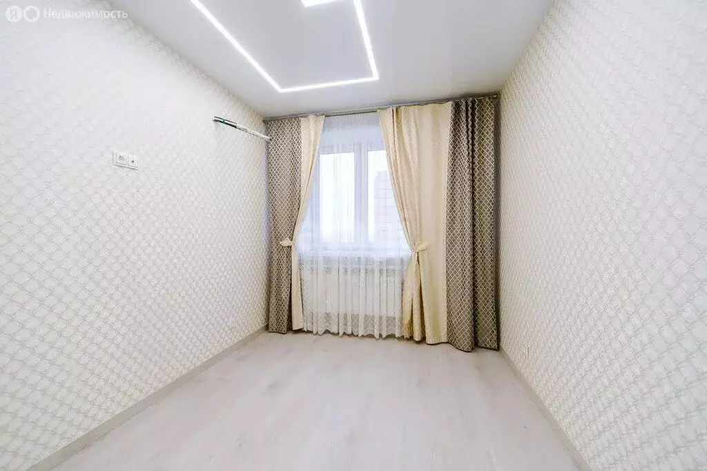 3-комнатная квартира: Благовещенск, Высокая улица, 53 (74.3 м) - Фото 1