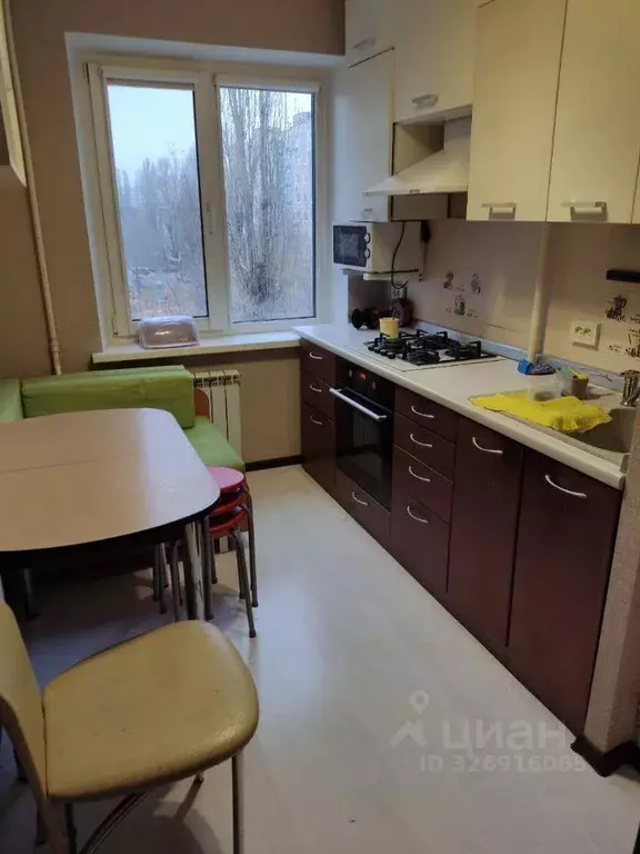 2-к кв. Саратовская область, Саратов Буровая ул., 15 (53.0 м) - Фото 1