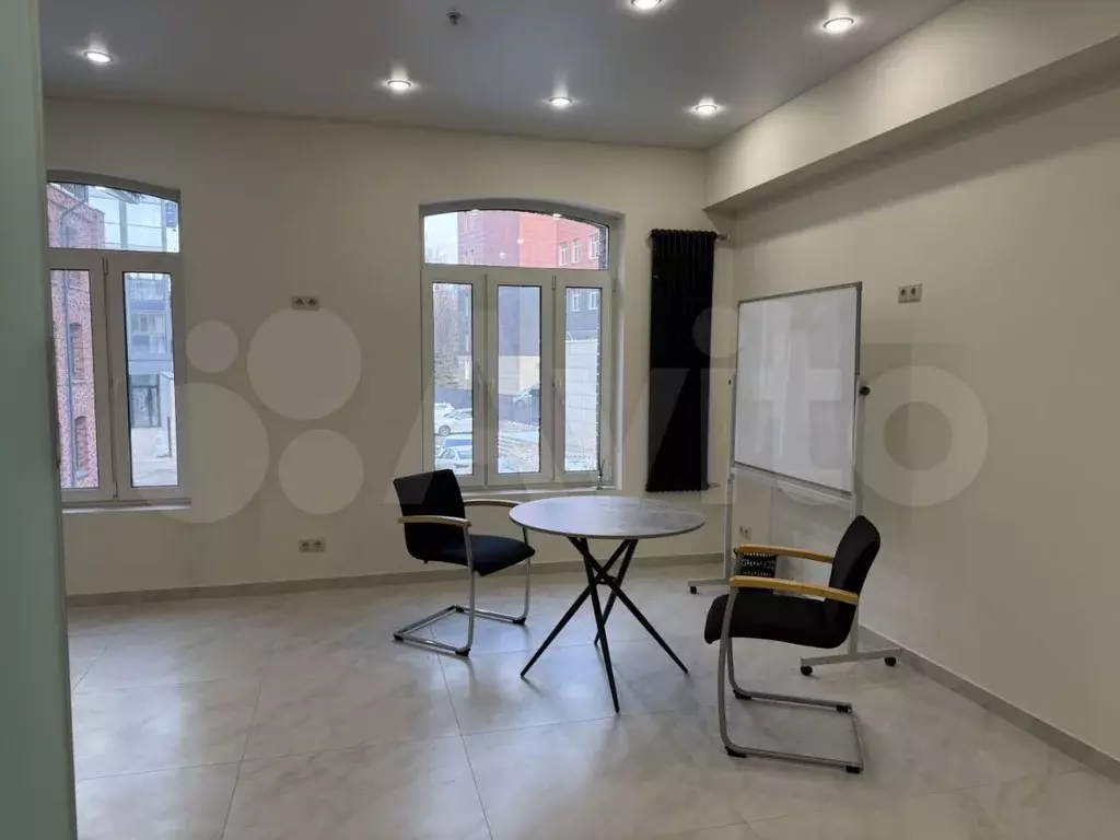 2-к. квартира, 55 м, 2/3 эт. - Фото 0
