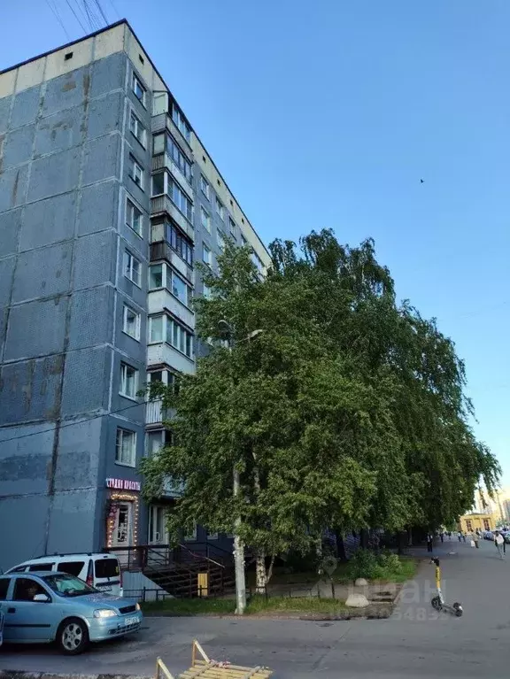 2-к кв. Санкт-Петербург ул. Есенина, 32К1 (56.9 м) - Фото 1