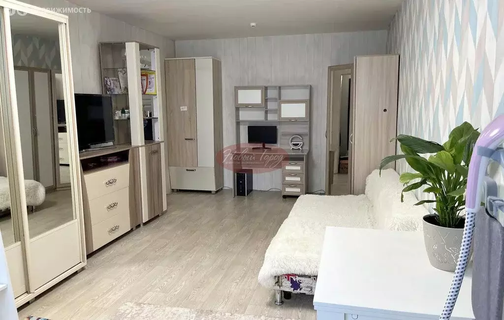 1-комнатная квартира: Тюмень, улица Федюнинского, 58 (41 м) - Фото 0