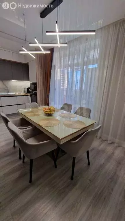 4-комнатная квартира: Тюмень, улица Тимофея Чаркова, 79к1 (128 м) - Фото 1