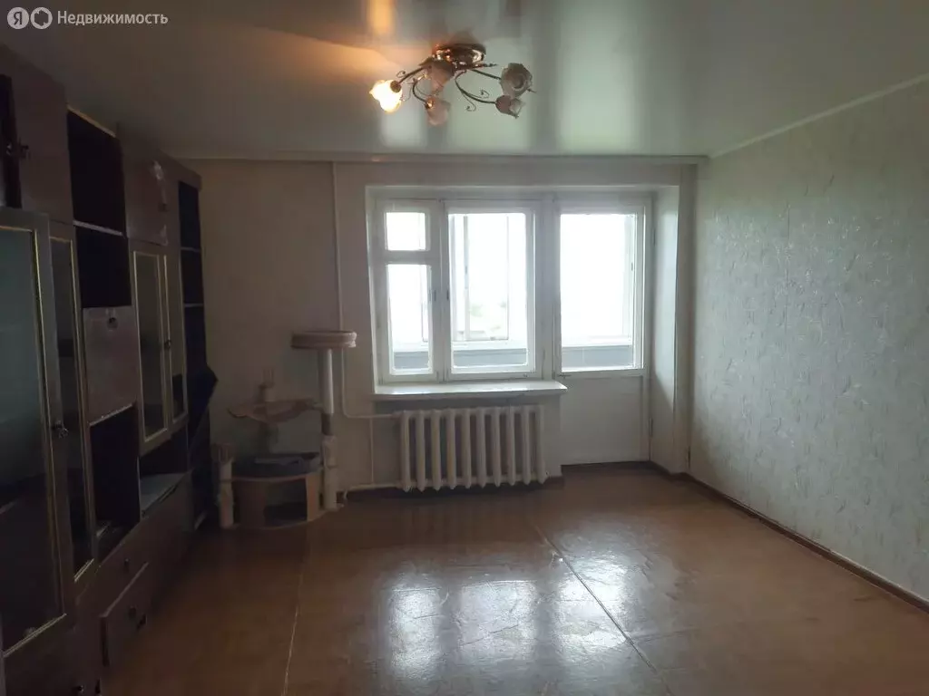 4-комнатная квартира: Балаково, Пролетарская улица, 4 (74 м) - Фото 1