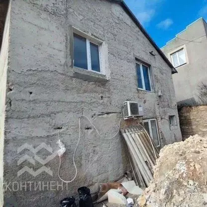 Дом в Крым, Сакский район, с. Суворовское ул. Суворовская, 1А (108 м) - Фото 1