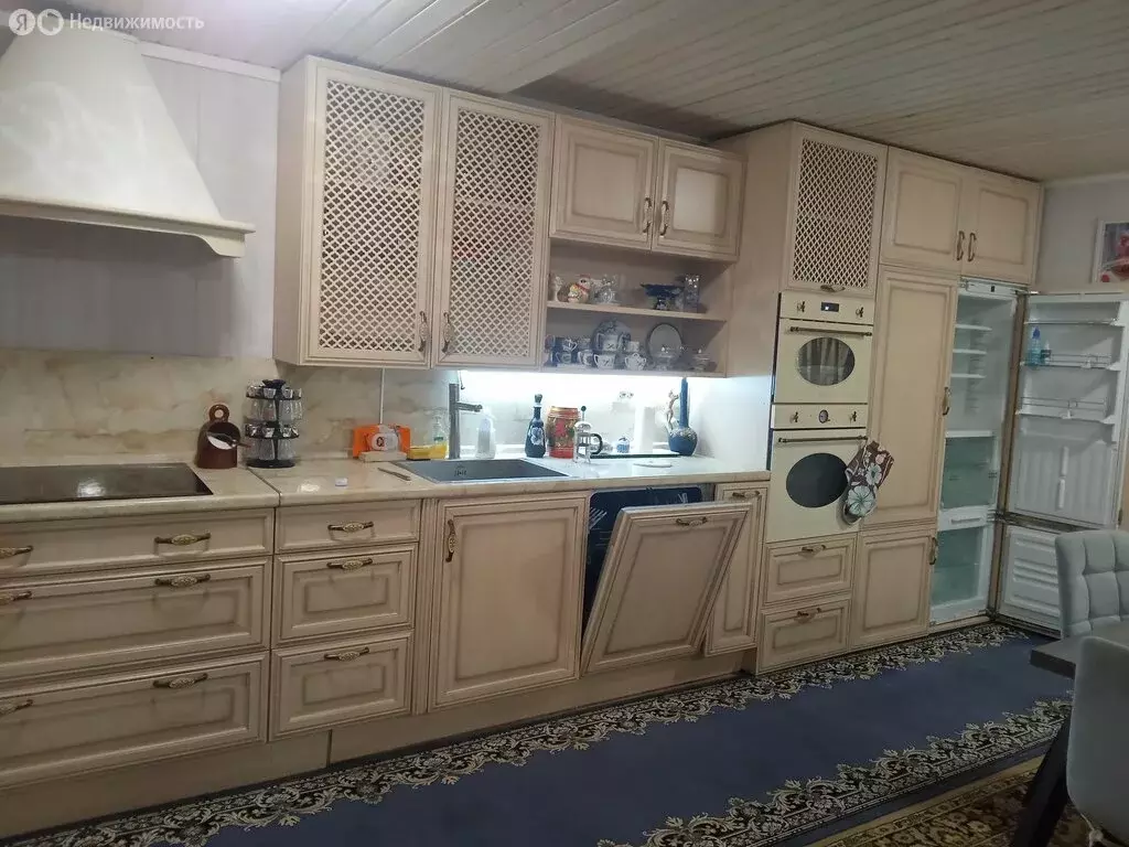 Дом в Залучское сельское поселение, деревня Средняя Ловать (270 м) - Фото 0