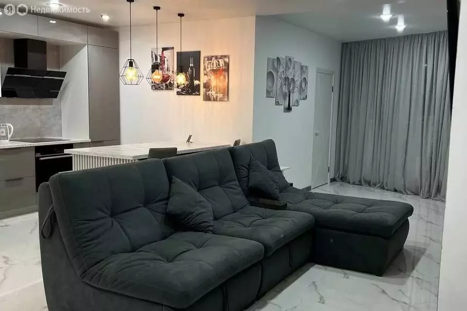 3-комнатная квартира: Краснодар, Адмиралтейский бульвар, 3 (81 м) - Фото 1