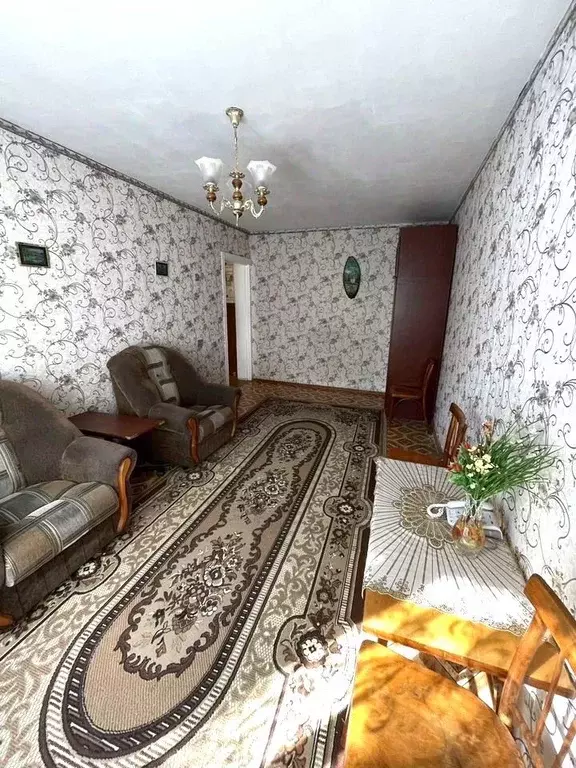 1-к кв. Иркутская область, Иркутск Волгоградская ул., 6 (30.0 м) - Фото 0