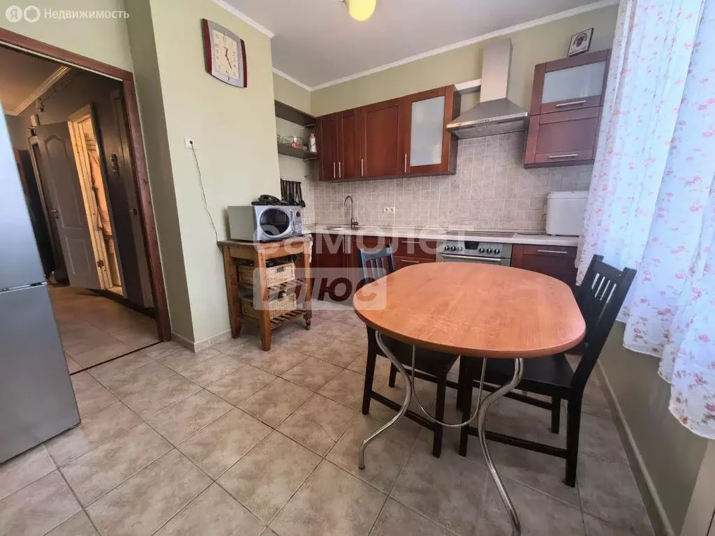 3-комнатная квартира: Москва, улица Академика Капицы, 20 (74 м) - Фото 2