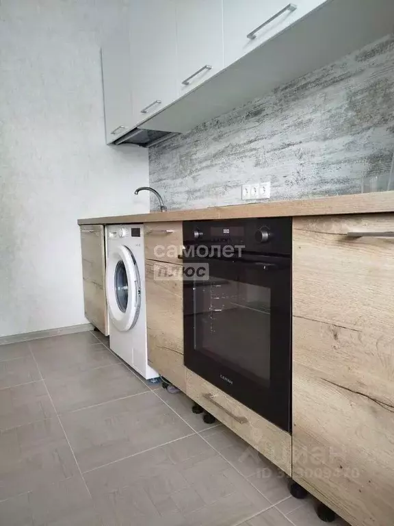 1-к кв. Тюменская область, Тюмень ул. Газовиков, 49к1 (42.6 м) - Фото 1