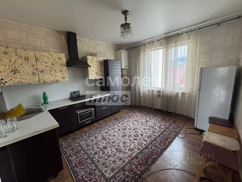 3-к кв. Дагестан, Махачкала ул. Абдулбасирова, 27 (90.0 м) - Фото 0
