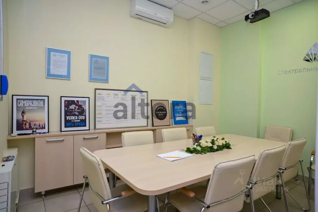 Офис в Татарстан, Казань просп. Альберта Камалеева, 34А (157 м) - Фото 1