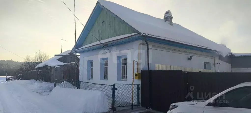 Дом в Свердловская область, Тавда ул. Речка Каратунка (40 м) - Фото 1