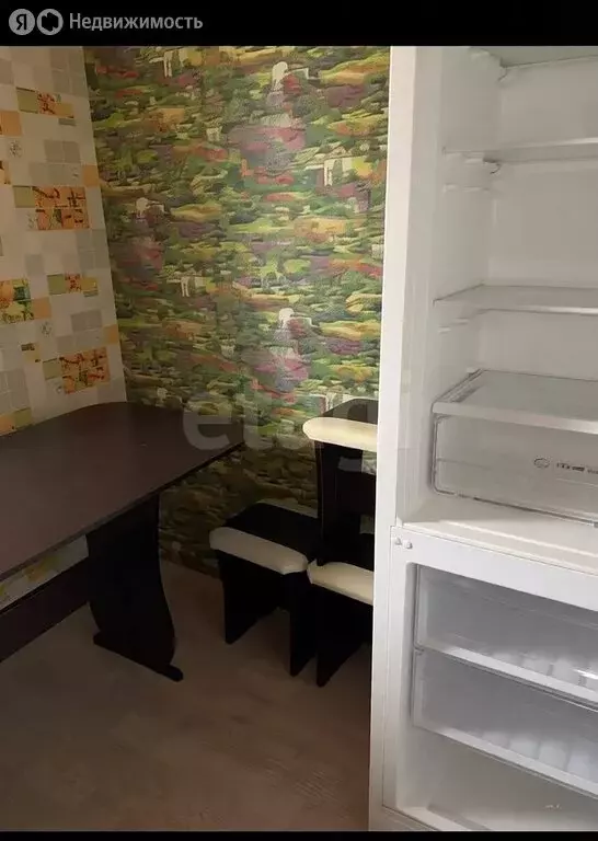 3-комнатная квартира: село Оранжереи, улица Кирова, 16 (54.6 м) - Фото 2