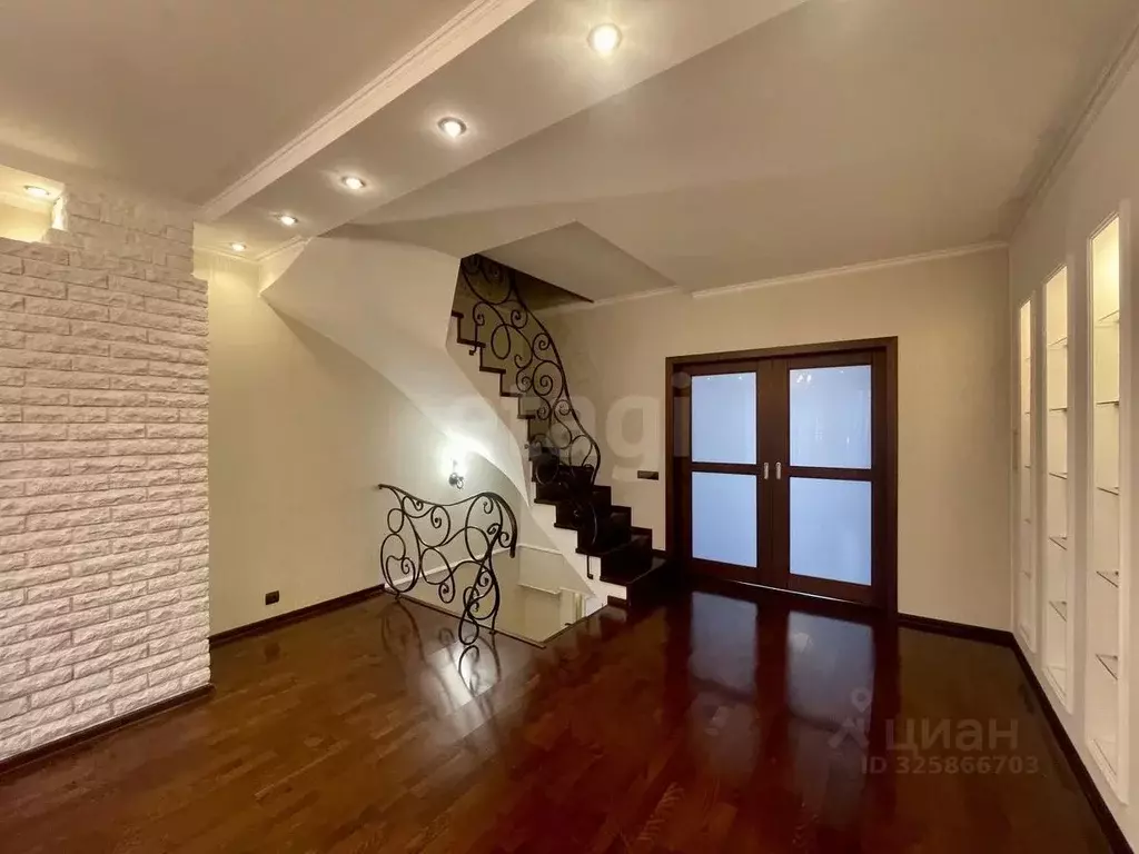 Таунхаус в Калининградская область, Калининград ул. Тихоненко, 79В ... - Фото 1