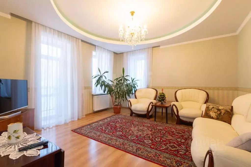 2-к кв. Калининградская область, Калининград Колхозная ул., 3-5 (80.5 ... - Фото 1