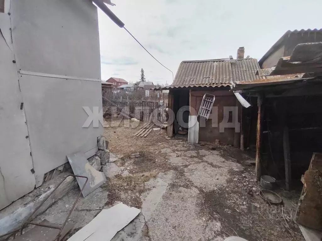 Дом в Хакасия, Абакан Майская ул. (60 м) - Фото 1